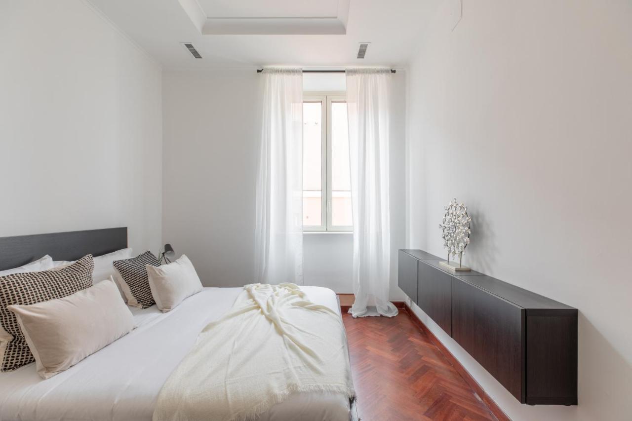Iflat Veneto Area'S Penthouse Apartment Rome Bagian luar foto