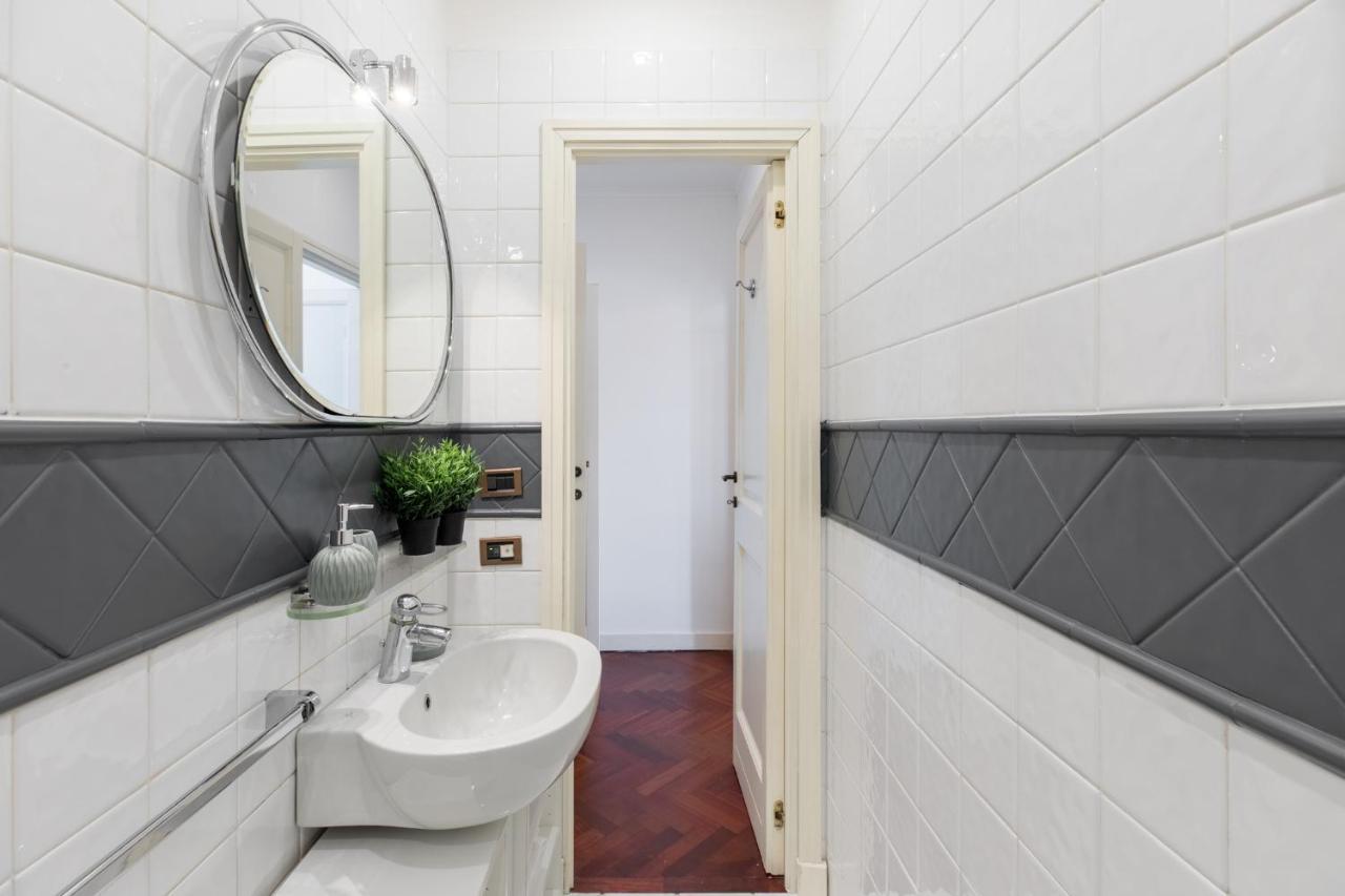 Iflat Veneto Area'S Penthouse Apartment Rome Bagian luar foto